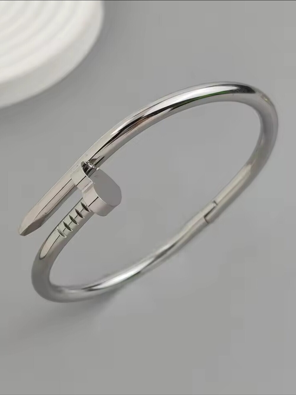 Sleek Silver Heart Shape Nail-Style Bangle Bracelet